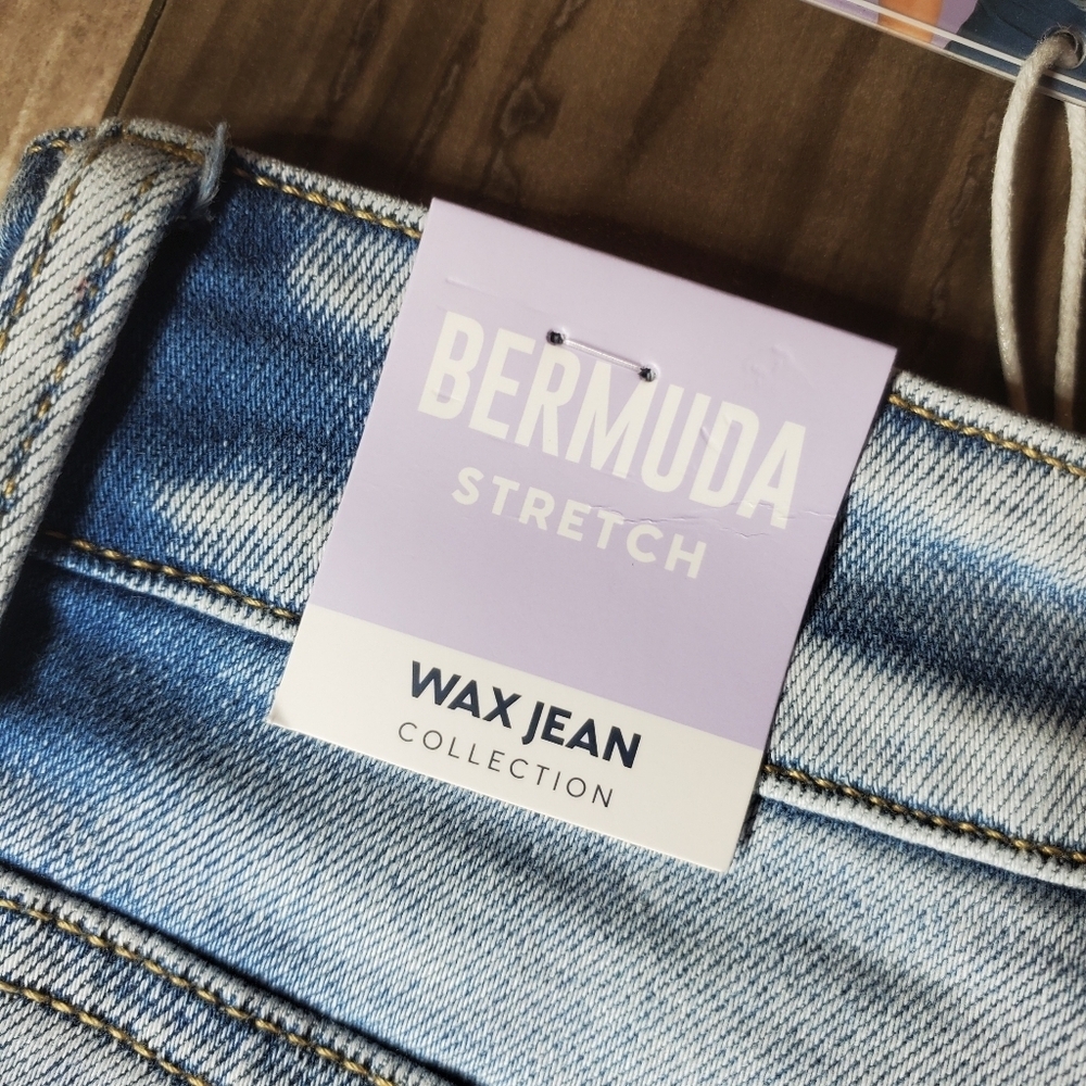 NWT Wax Jean Collection Bermuda Stretch Jean Shorts Women's Size Medium - Picture 15 of 16